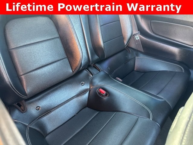 2021 Ford Mustang EcoBoost