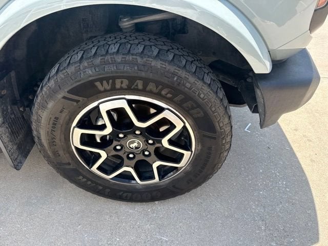 2023 Ford Bronco Base