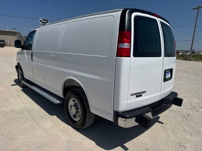 2025 Chevrolet Express Cargo WT
