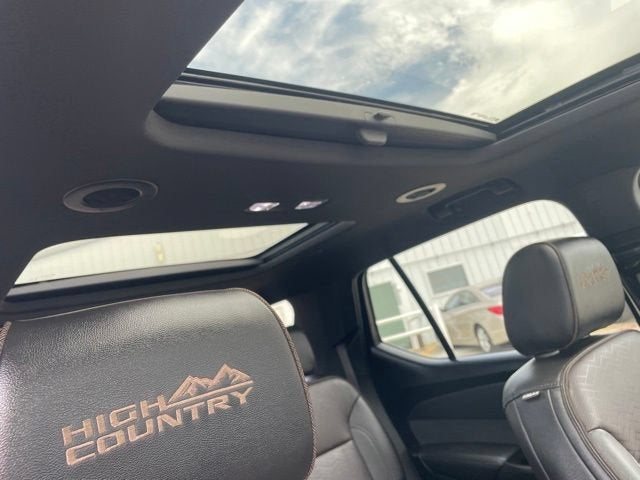 2023 Chevrolet Traverse High Country