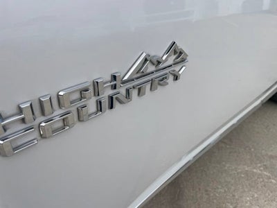 2023 Chevrolet Traverse High Country