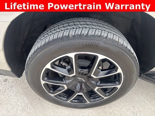 2024 Chevrolet Suburban RST