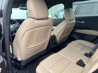 2025 Cadillac XT4 Premium Luxury