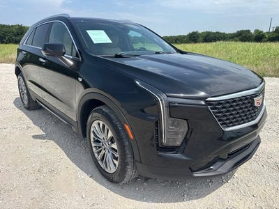 2025 Cadillac XT4 Premium Luxury