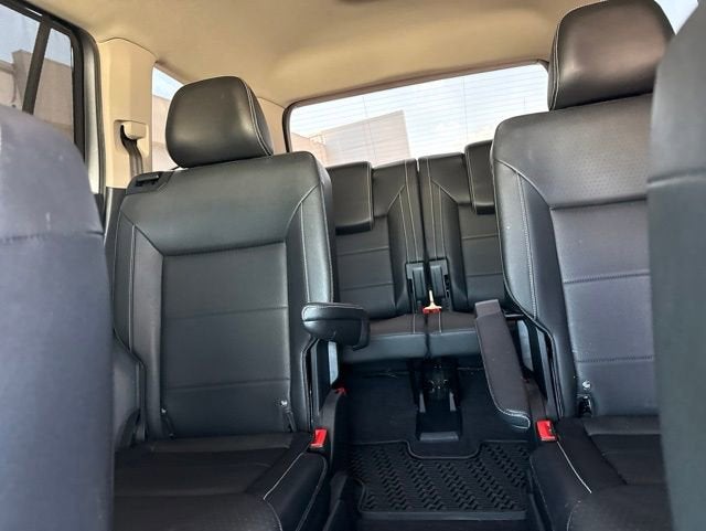 2021 Volkswagen Atlas 3.6L V6 SE w/Technology R-Line