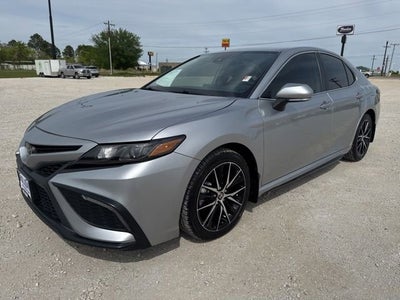 2024 Toyota Camry SE