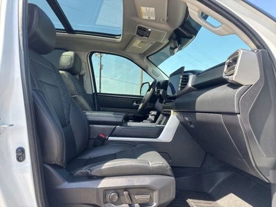 2024 Toyota Sequoia SR5