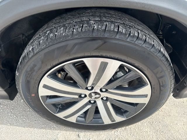 2025 Mitsubishi Outlander Sport S