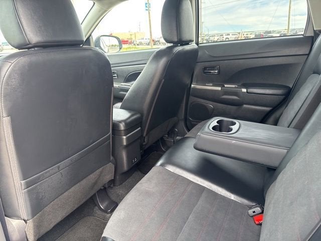 2025 Mitsubishi Outlander Sport S