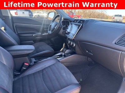 2025 Mitsubishi Outlander Sport S