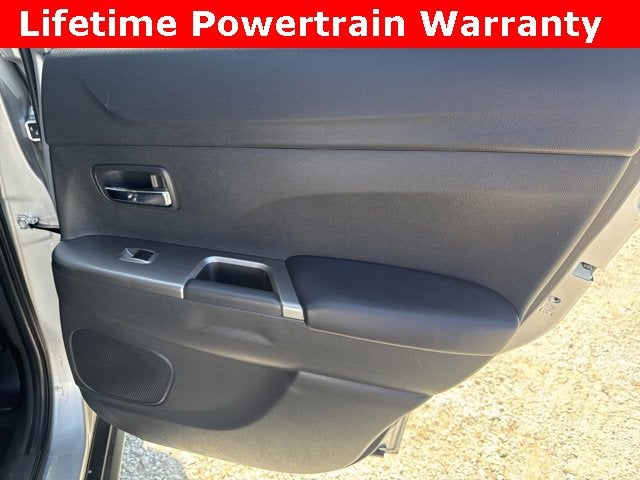 2024 Mitsubishi Outlander Sport S