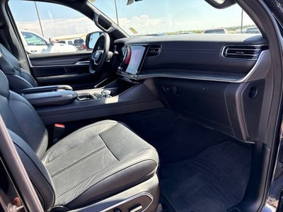 2023 Jeep Wagoneer Series III