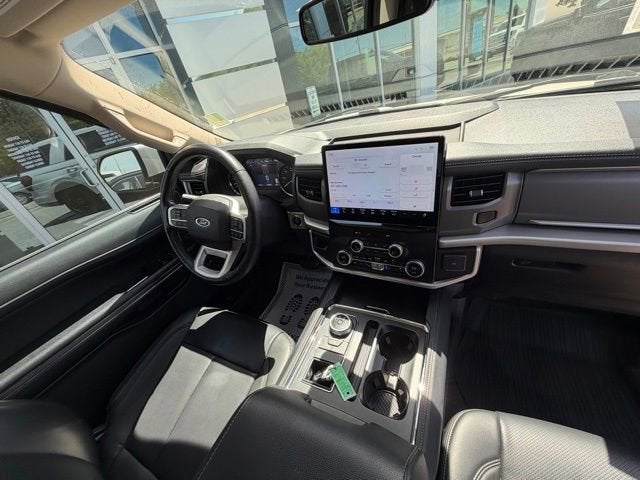 2023 Ford Expedition XLT