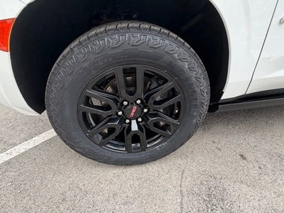 2023 GMC Yukon XL AT4