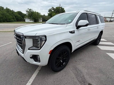 2023 GMC Yukon XL AT4