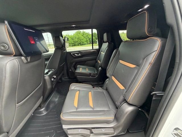 2023 GMC Yukon XL AT4