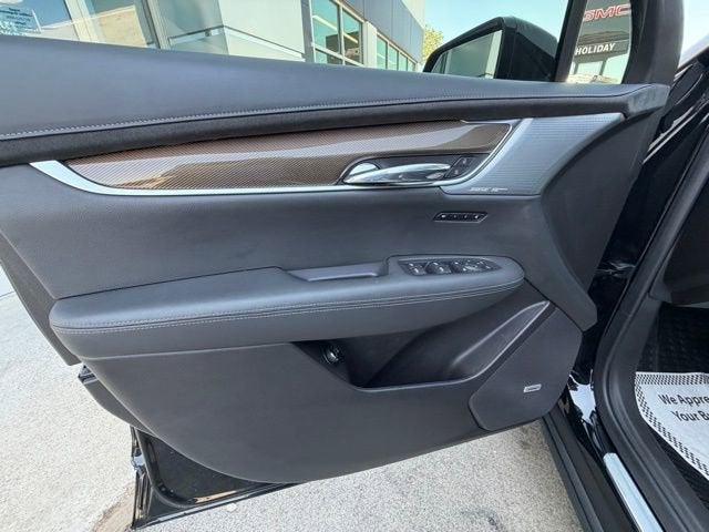 2022 Cadillac XT6 Sport