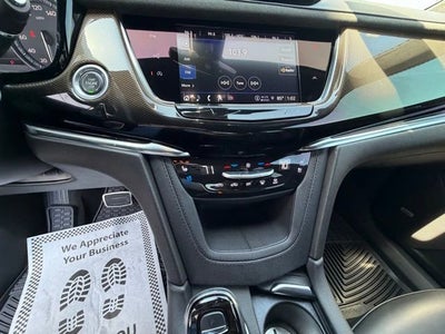 2022 Cadillac XT6 Sport