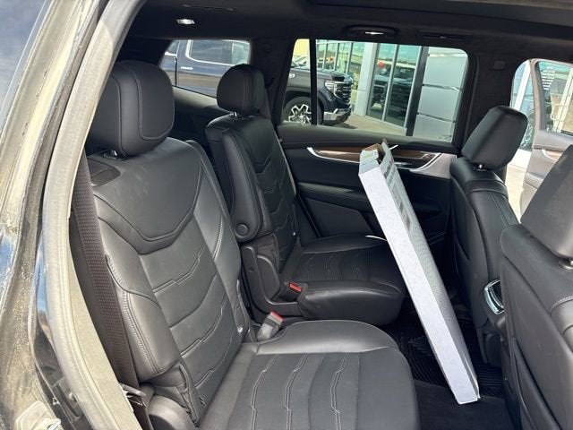 2022 Cadillac XT6 Sport