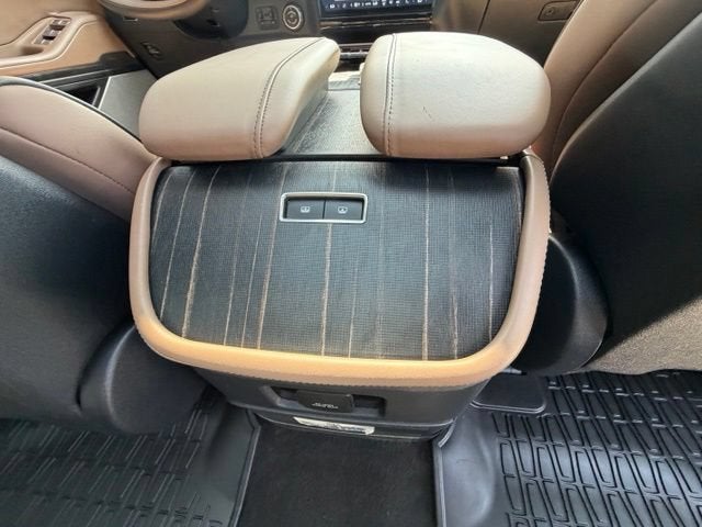 2025 Lincoln Navigator L Black Label