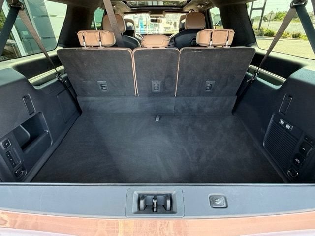 2025 Lincoln Navigator L Black Label