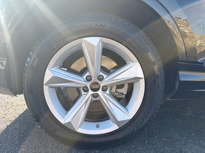 2022 Audi Q7 Premium