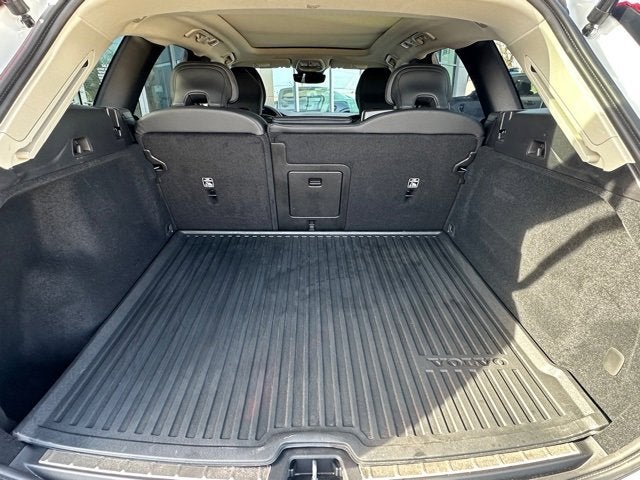 2025 Volvo XC60 Plus