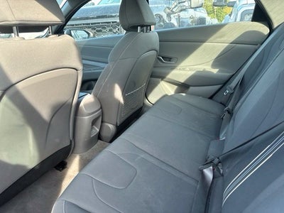2025 Hyundai Elantra SEL Convenience