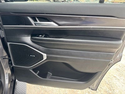 2024 Jeep Wagoneer Base