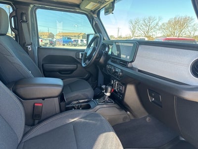 2025 Jeep Gladiator Nighthawk