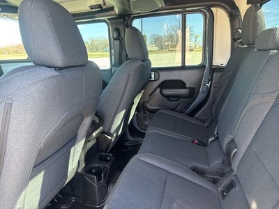 2025 Jeep Gladiator Nighthawk