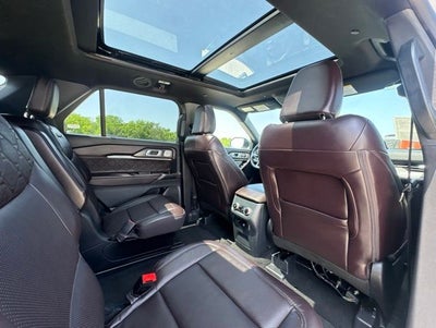 2025 Ford Explorer Platinum