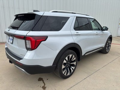 2025 Ford Explorer Platinum
