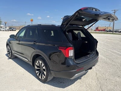 2025 Ford Explorer Platinum