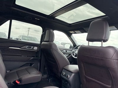 2025 Ford Explorer Platinum