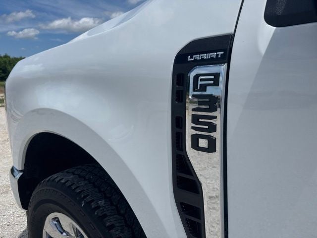 2025 Ford F-350SD Lariat