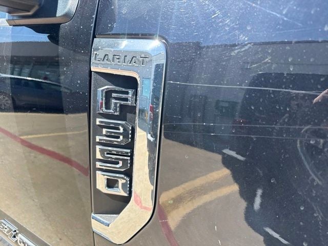 2022 Ford F-350SD Lariat