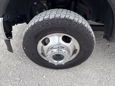 2022 Ford F-350SD Lariat