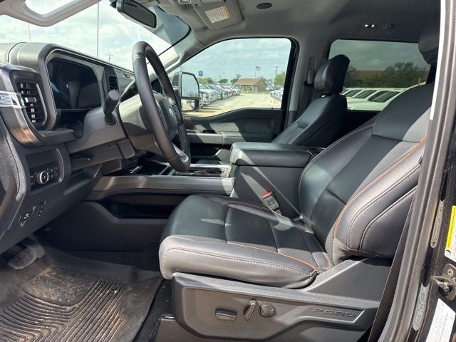 2025 Ford F-350SD Lariat