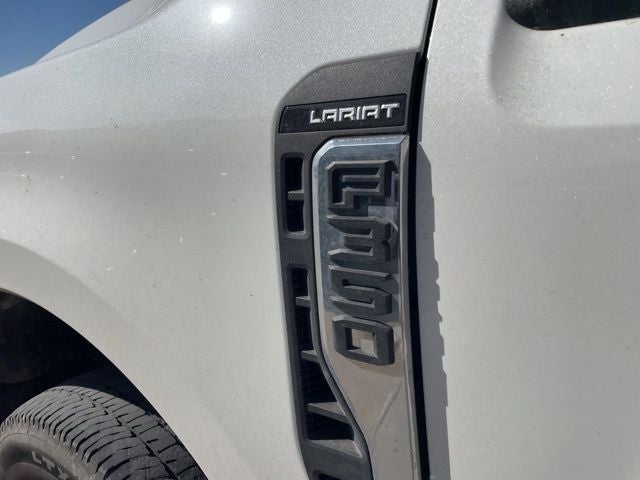 2025 Ford F-350SD Lariat DRW