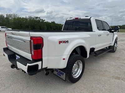2023 Ford F-450SD Limited