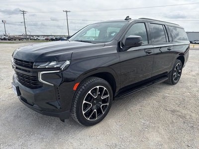 2023 Chevrolet Suburban RST