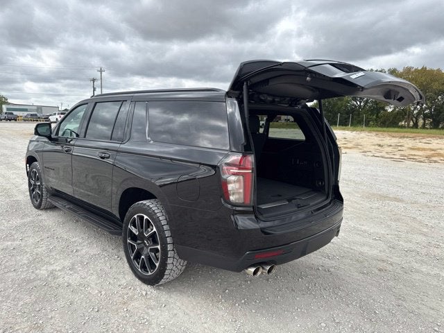 2023 Chevrolet Suburban RST