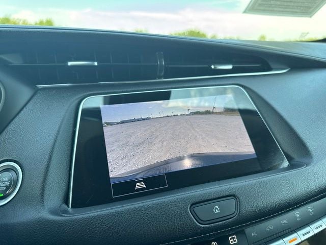 2022 Cadillac XT4 Premium Luxury