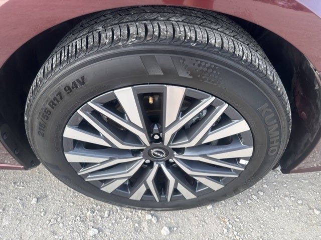 2025 Nissan Altima 2.5 SV