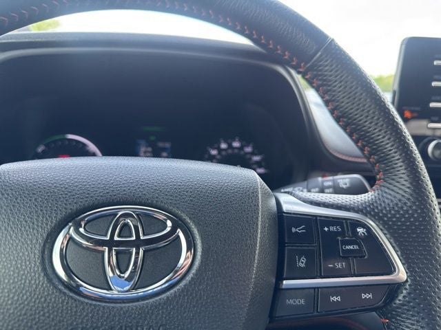 2023 Toyota Sienna XSE 7 Passenger