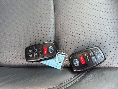 2023 Toyota Sienna XSE 7 Passenger