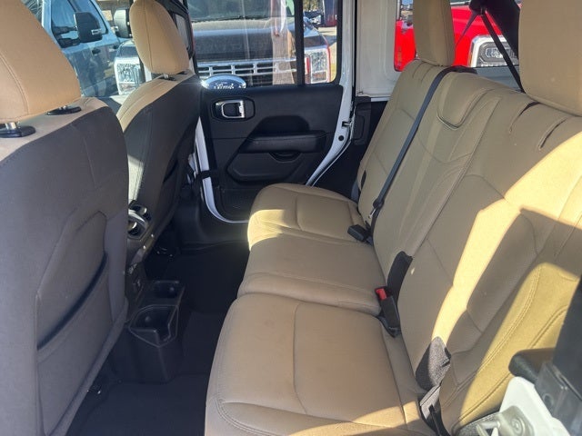 2023 Jeep Wrangler 4-Door Sahara 4x4