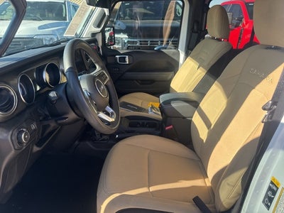 2023 Jeep Wrangler 4-Door Sahara 4x4