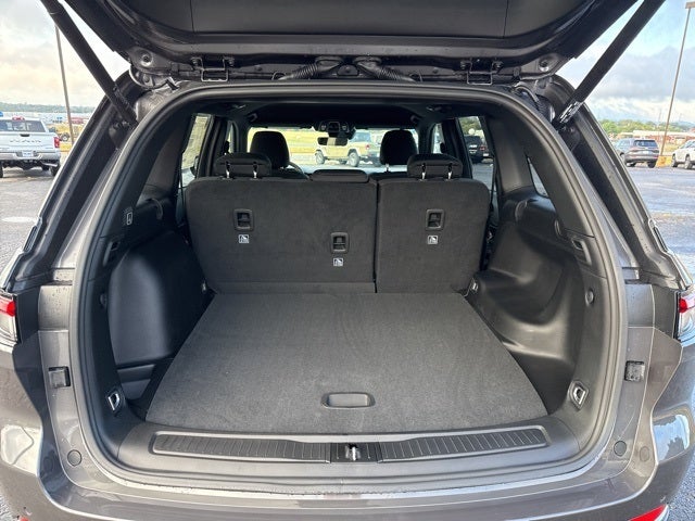 2025 Jeep Grand Cherokee GRAND CHEROKEE LAREDO 4X2